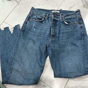 GRLFRIEND JEANS SIZE 28